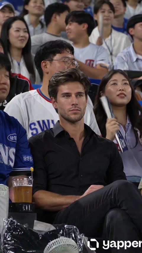 KBO Baseball Fan Cam Boy