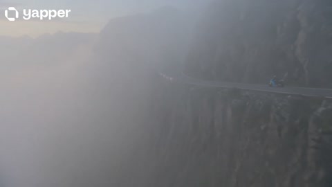 Motorbike Mountain Cliff Run