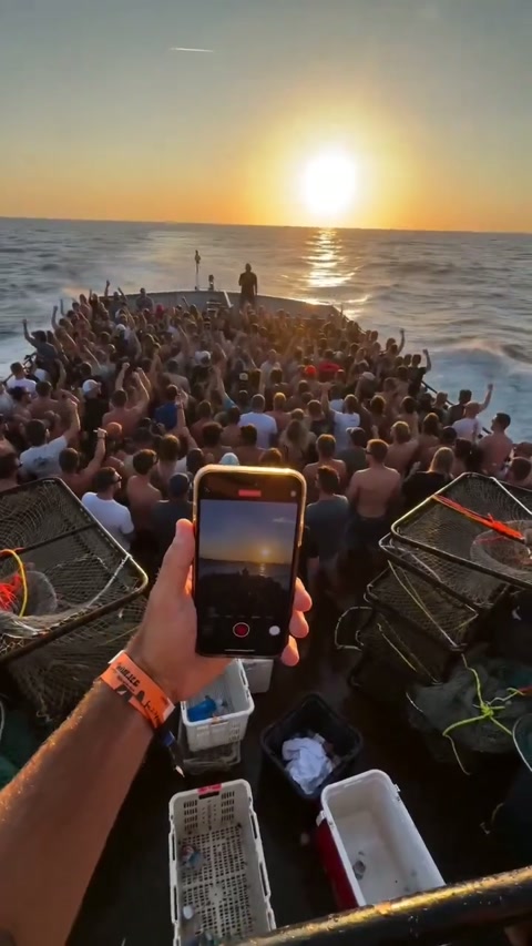 Fishing Boat Party Vibes