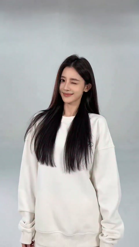 High-End Fashion Brand Viral Ad