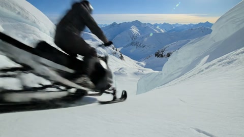 Alaskan Snowmobile Couloir