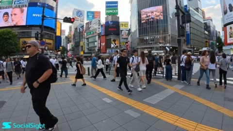 Shibuya Street Photographer POV